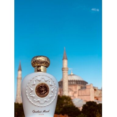 Lattafa Opulent Musk